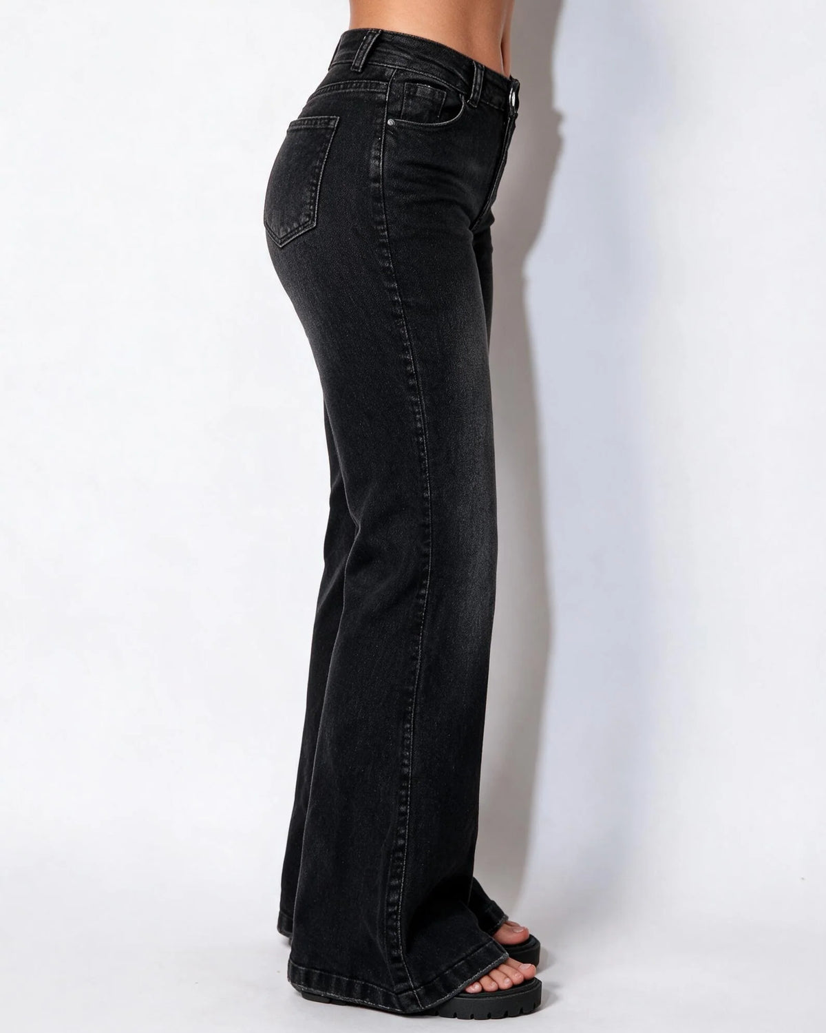 Mid-Rise Flared Jeans Blue Denim 1