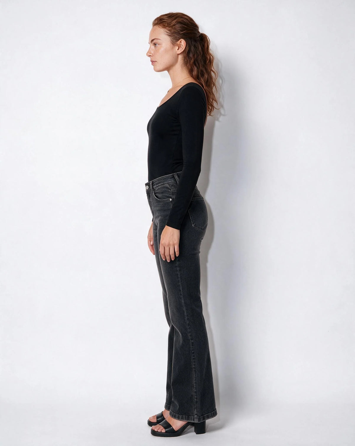 Mid-Rise Flared Jeans Blue Denim 5