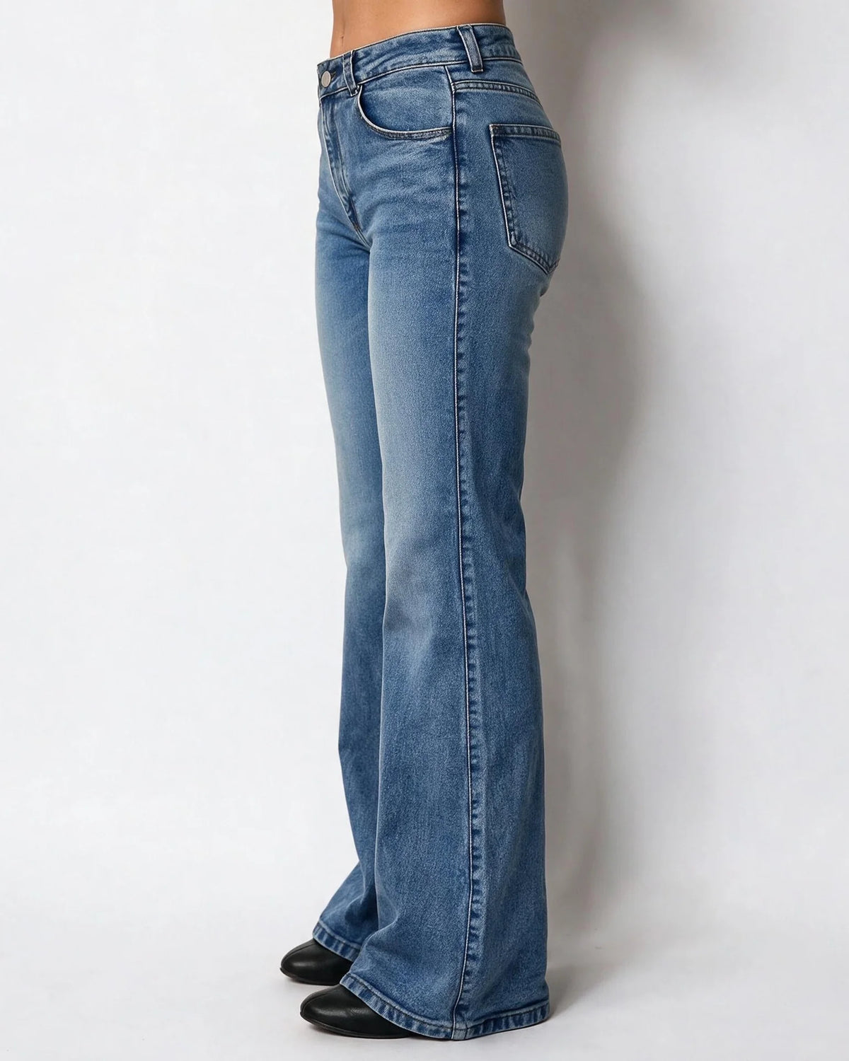 Mid-Rise Flared Jeans Blue Denim 7